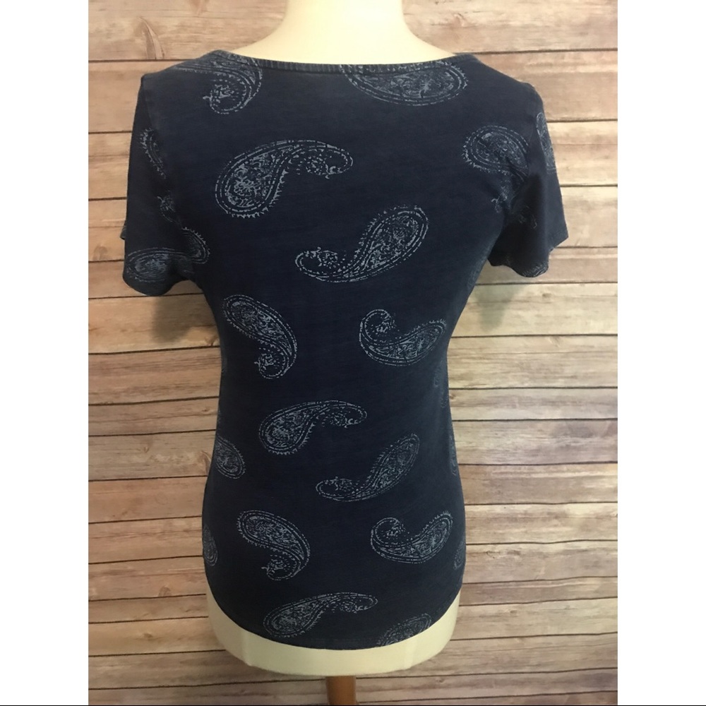 Lucky Brand blue paisley t-shirt - Picture 3 of 3